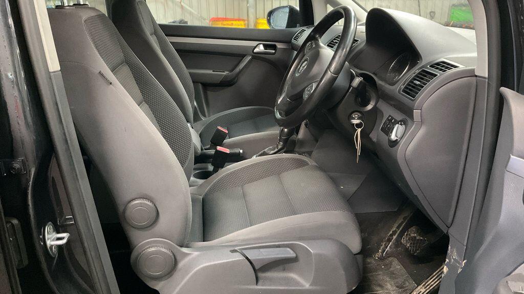 Used Volkswagen Touran 2013 for sale - 77564710: Photo 6