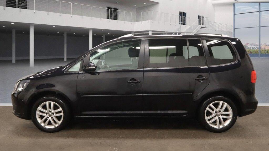 Used Volkswagen Touran 2013 for sale - 77564710: Photo 8