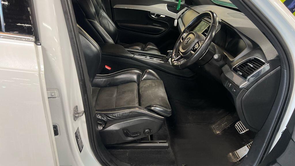 Used Volvo XC90 2018 for sale - 77163179: Photo 2