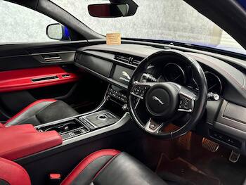 Used Jaguar XF 2018 for sale - 79664308: Photo