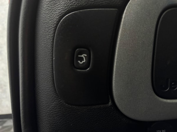Used Jeep Cherokee 2015 for sale - 75622914: Photo 32
