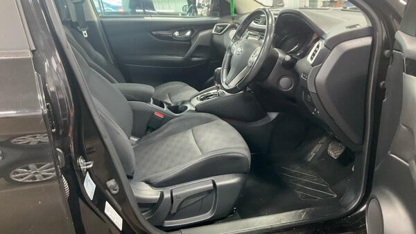 Used Nissan Qashqai 2016 for sale - 78170766: Photo 2