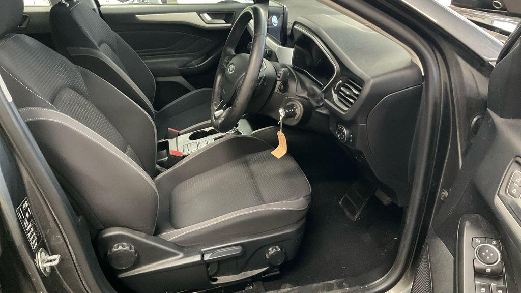 Used Ford Focus for sale - 77723749: Photo 2