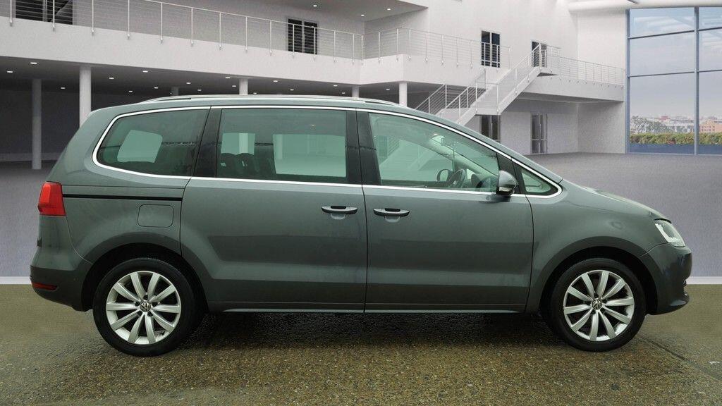 Used Volkswagen Sharan 2011 for sale - 77377500: Photo 10