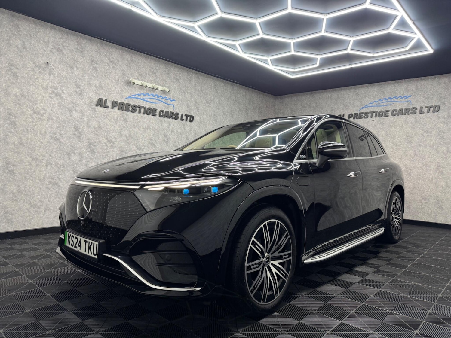 Used Mercedes-Benz EQS 2024 for sale - 76527893: Photo 1