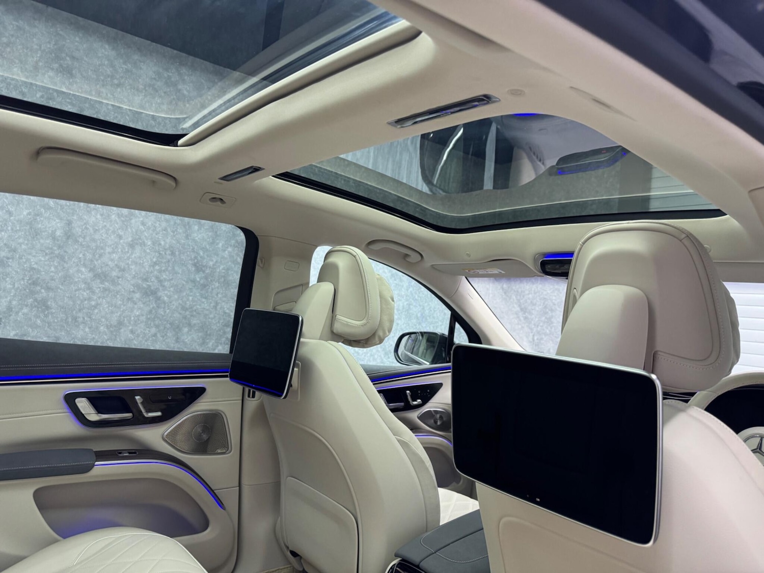 Used Mercedes-Benz EQS 2024 for sale - 76527893: Photo 32