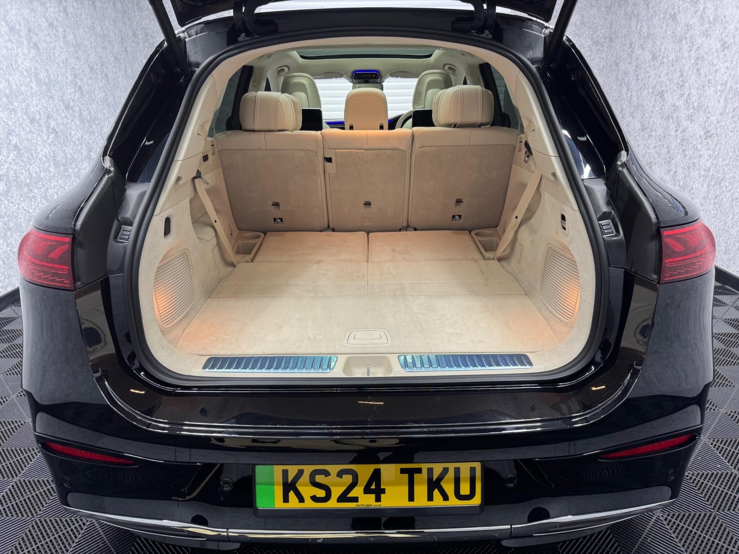 Used Mercedes-Benz EQS 2024 for sale - 76527893: Photo 46