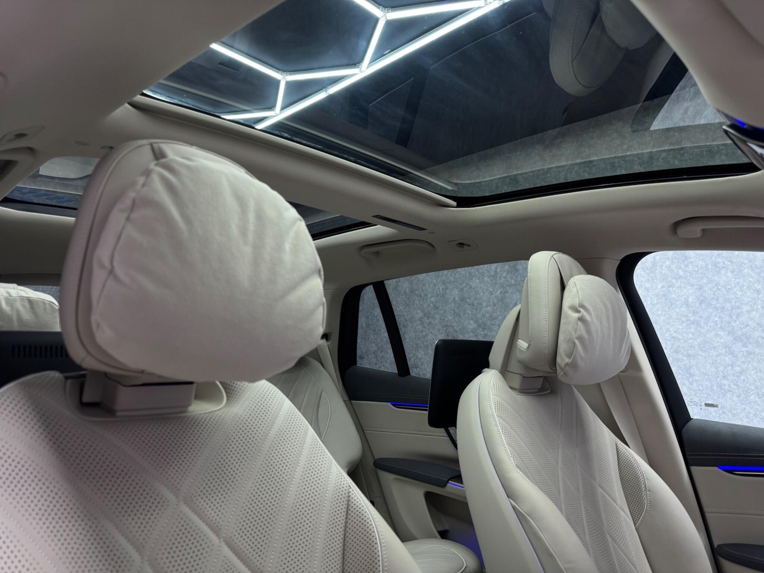 Used Mercedes-Benz EQS 2024 for sale - 76527893: Photo 5