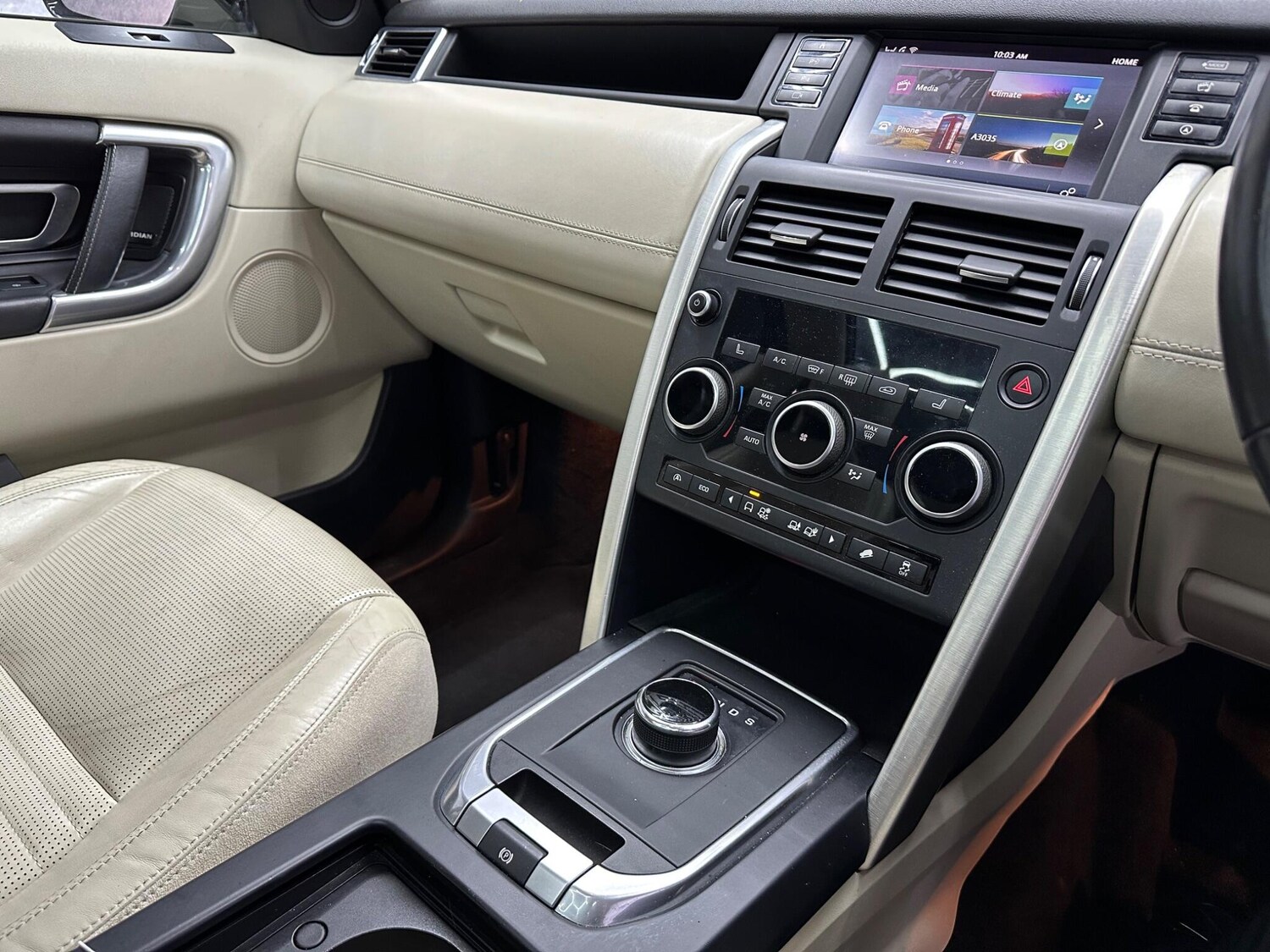 Used Land Rover Discovery Sport 2017 for sale - 78058912: Photo 11