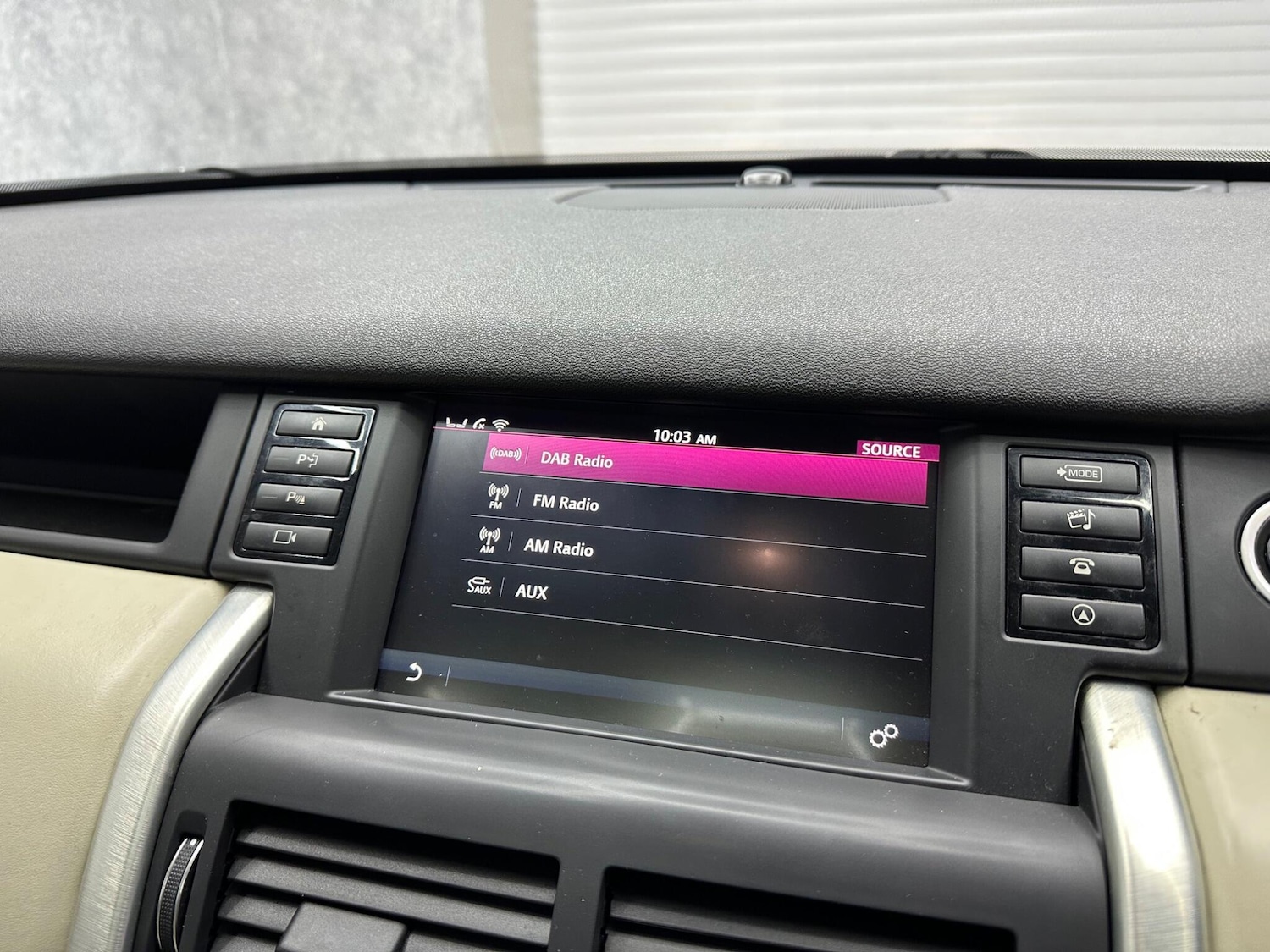 Used Land Rover Discovery Sport 2017 for sale - 78058912: Photo 17