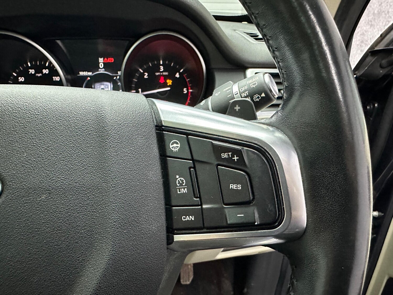 Used Land Rover Discovery Sport 2017 for sale - 78058912: Photo 22