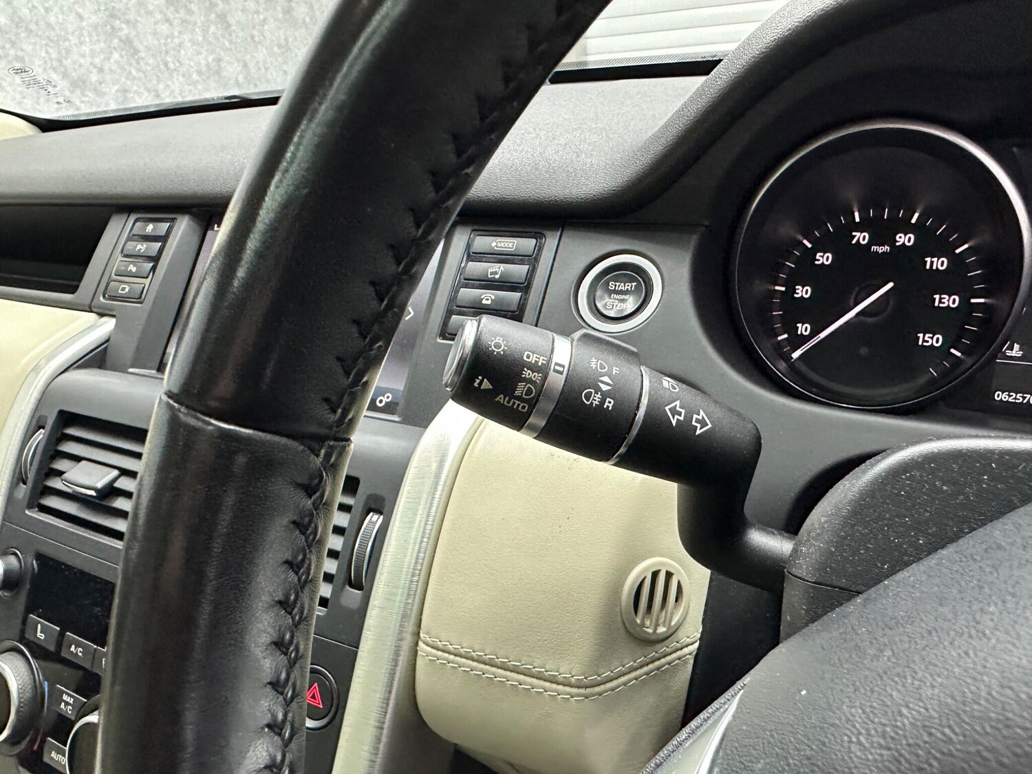 Used Land Rover Discovery Sport 2017 for sale - 78058912: Photo 26