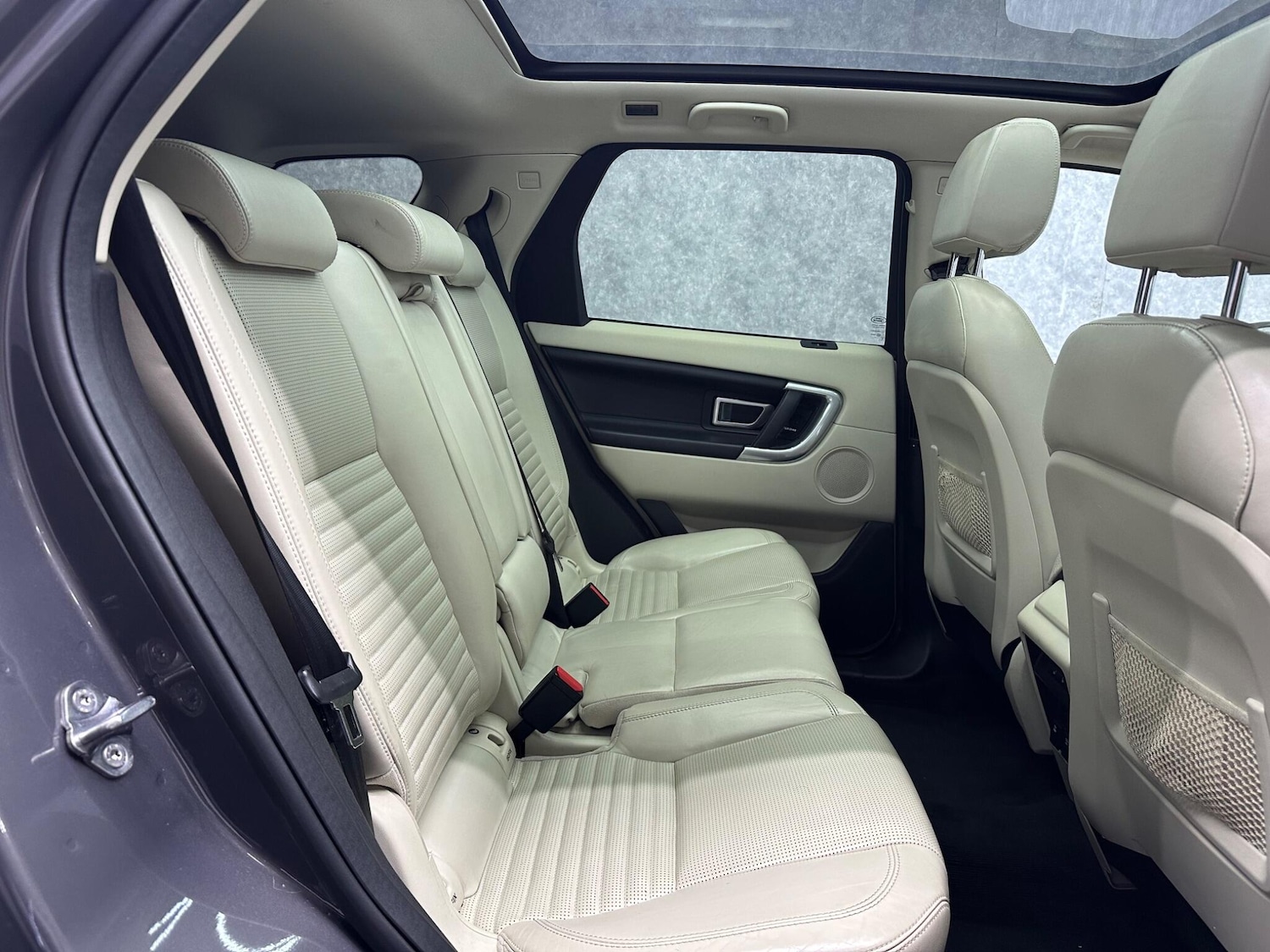 Used Land Rover Discovery Sport 2017 for sale - 78058912: Photo 8