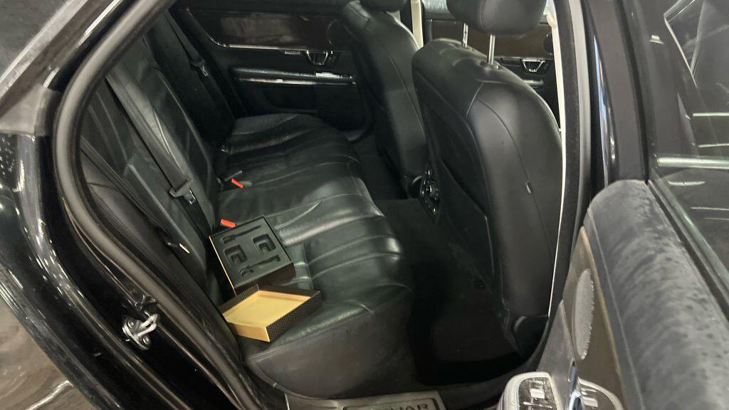 Used Jaguar XJ 2018 for sale - 77440522: Photo 3