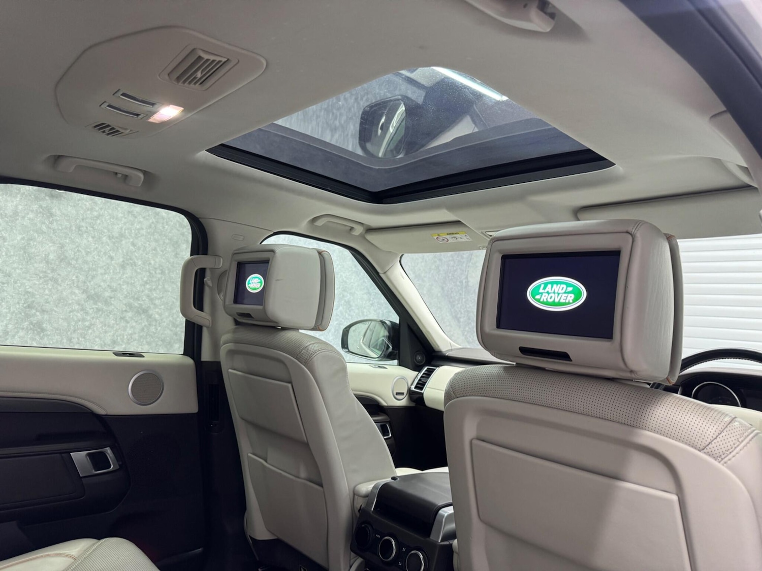 Used Land Rover Discovery 2017 for sale - 75756189: Photo 19