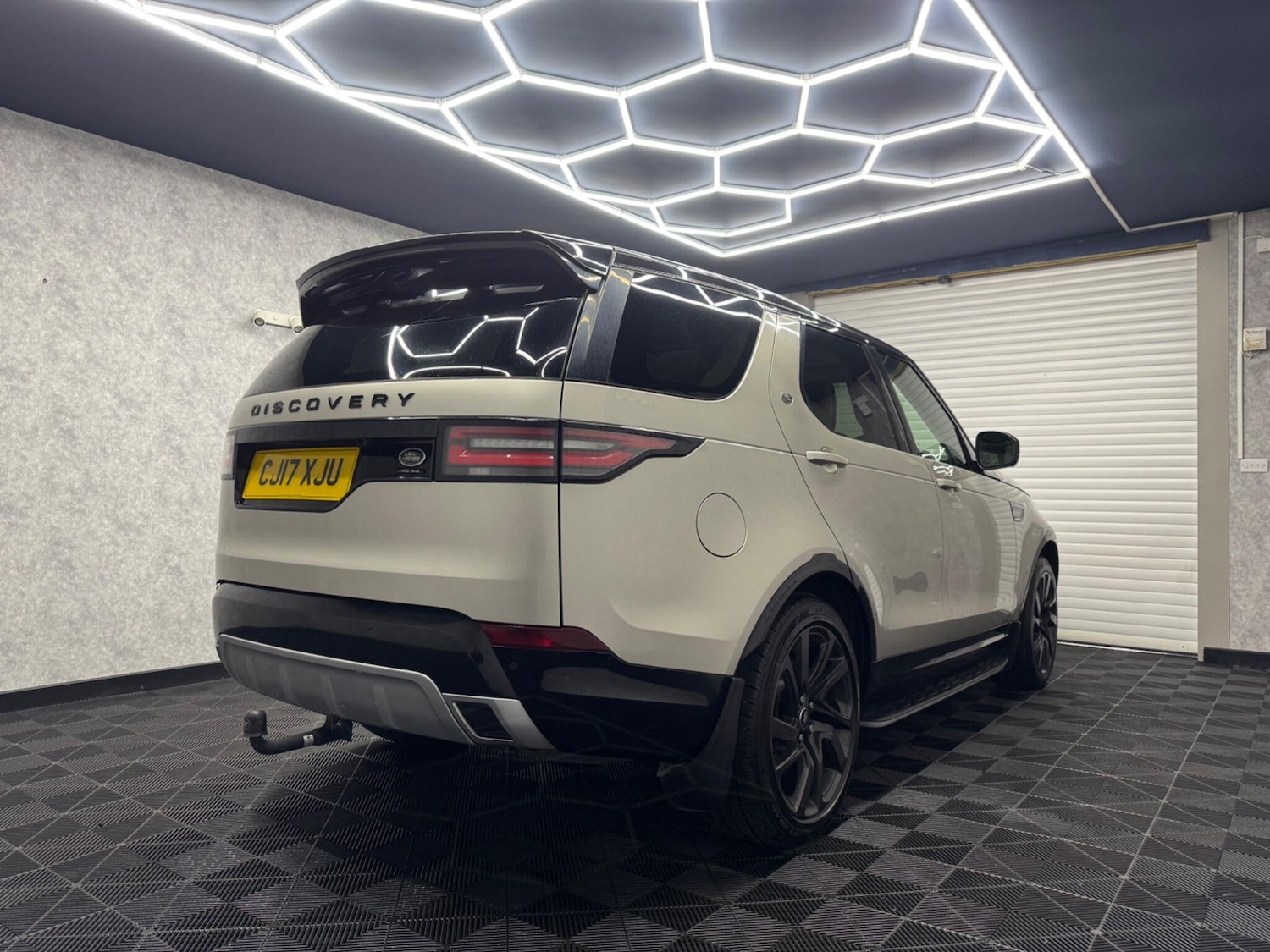 Used Land Rover Discovery 2017 for sale - 75756189: Photo 34