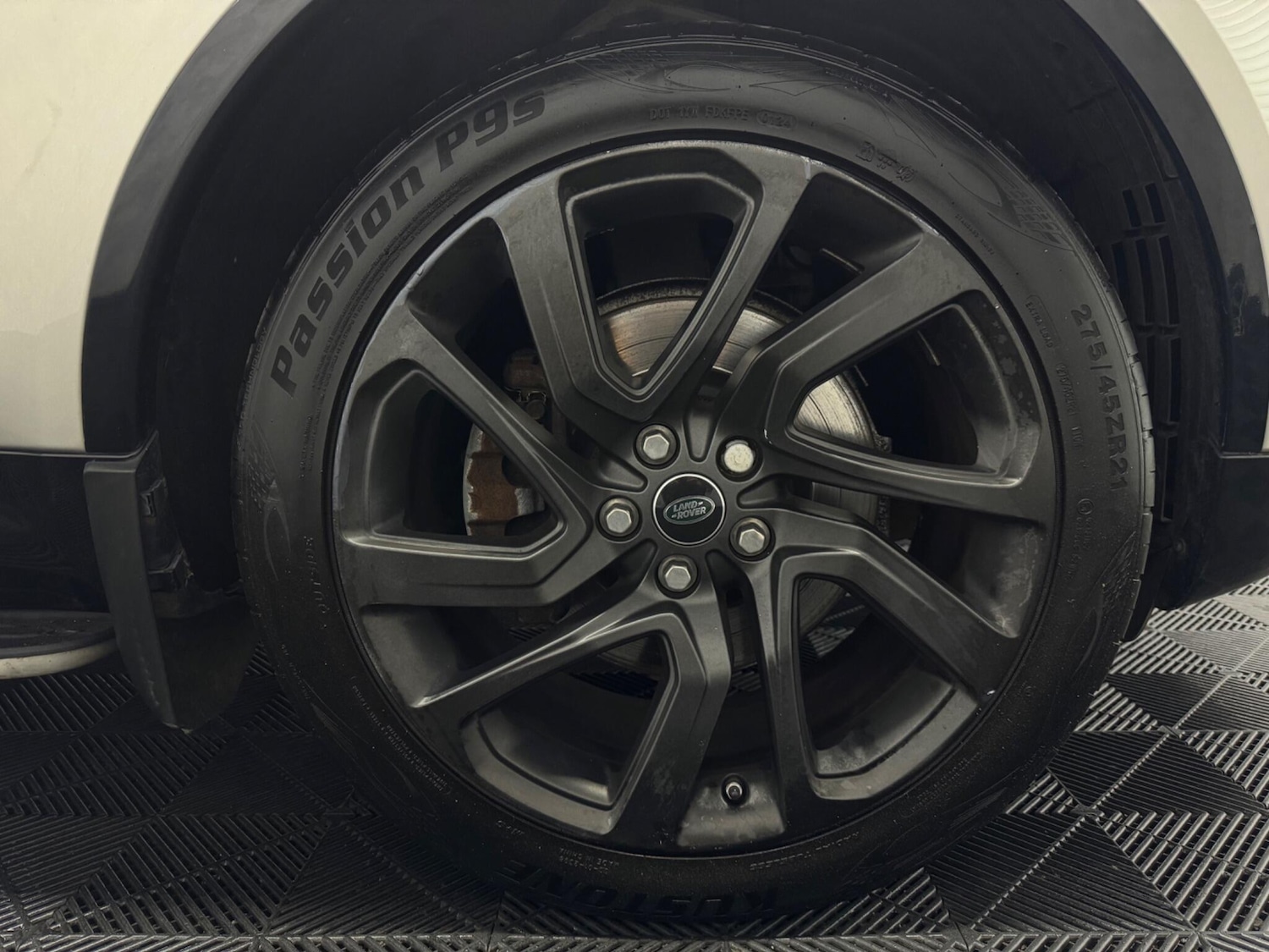 Used Land Rover Discovery 2017 for sale - 75756189: Photo 39