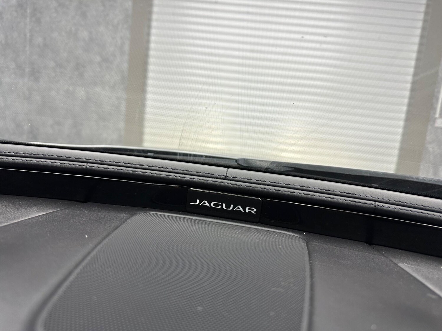 Used Jaguar XJ 2016 for sale - 77358789: Photo 25