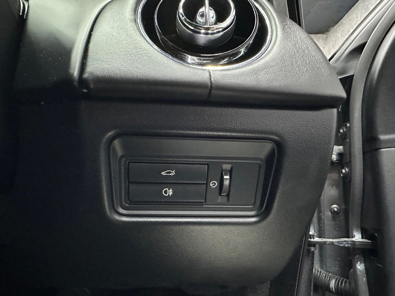 Used Jaguar XJ 2016 for sale - 77358789: Photo 26