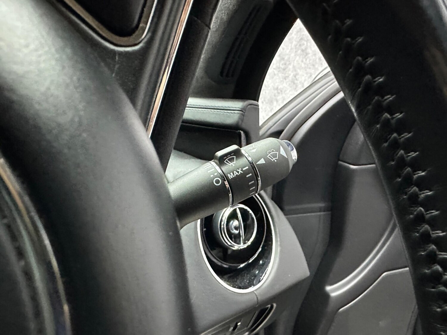 Used Jaguar XJ 2016 for sale - 77358789: Photo 32