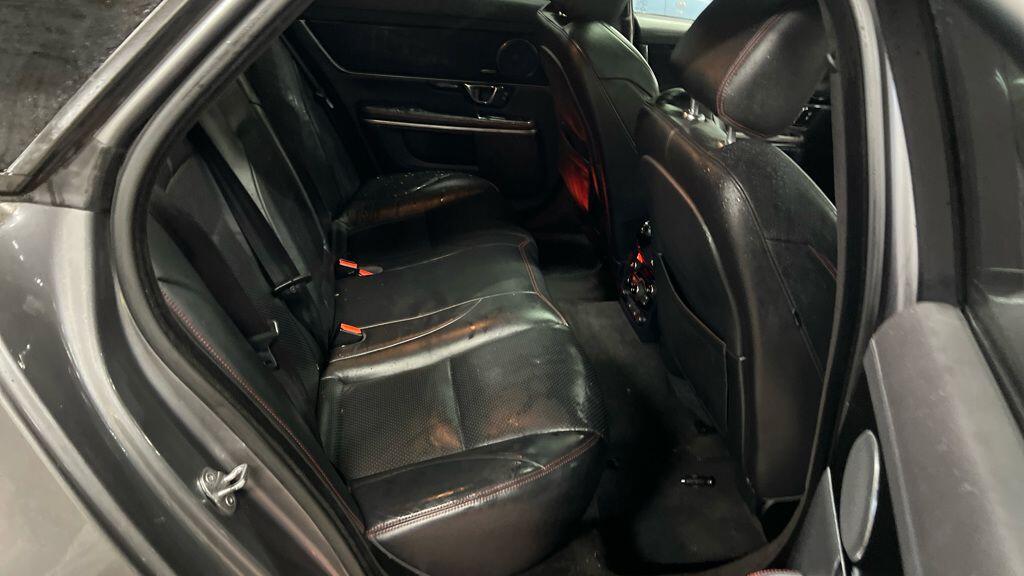 Used Jaguar XJ 2016 for sale - 77358789: Photo 4