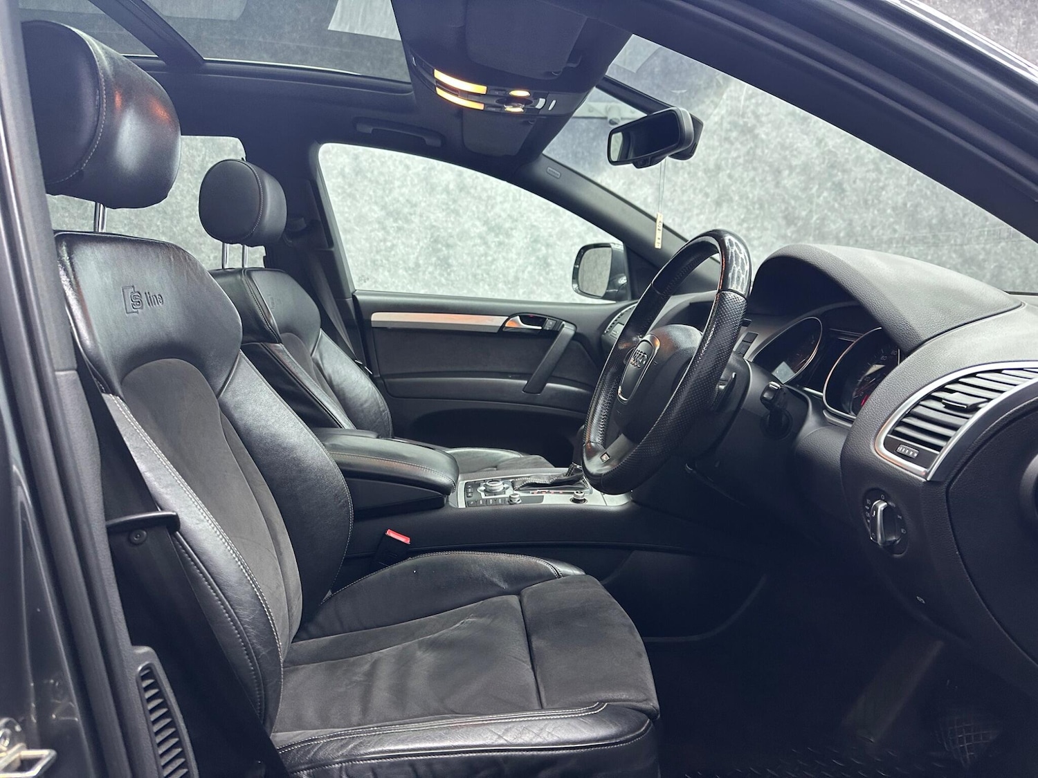 Used Audi Q7 2010 for sale - 78058905: Photo 10