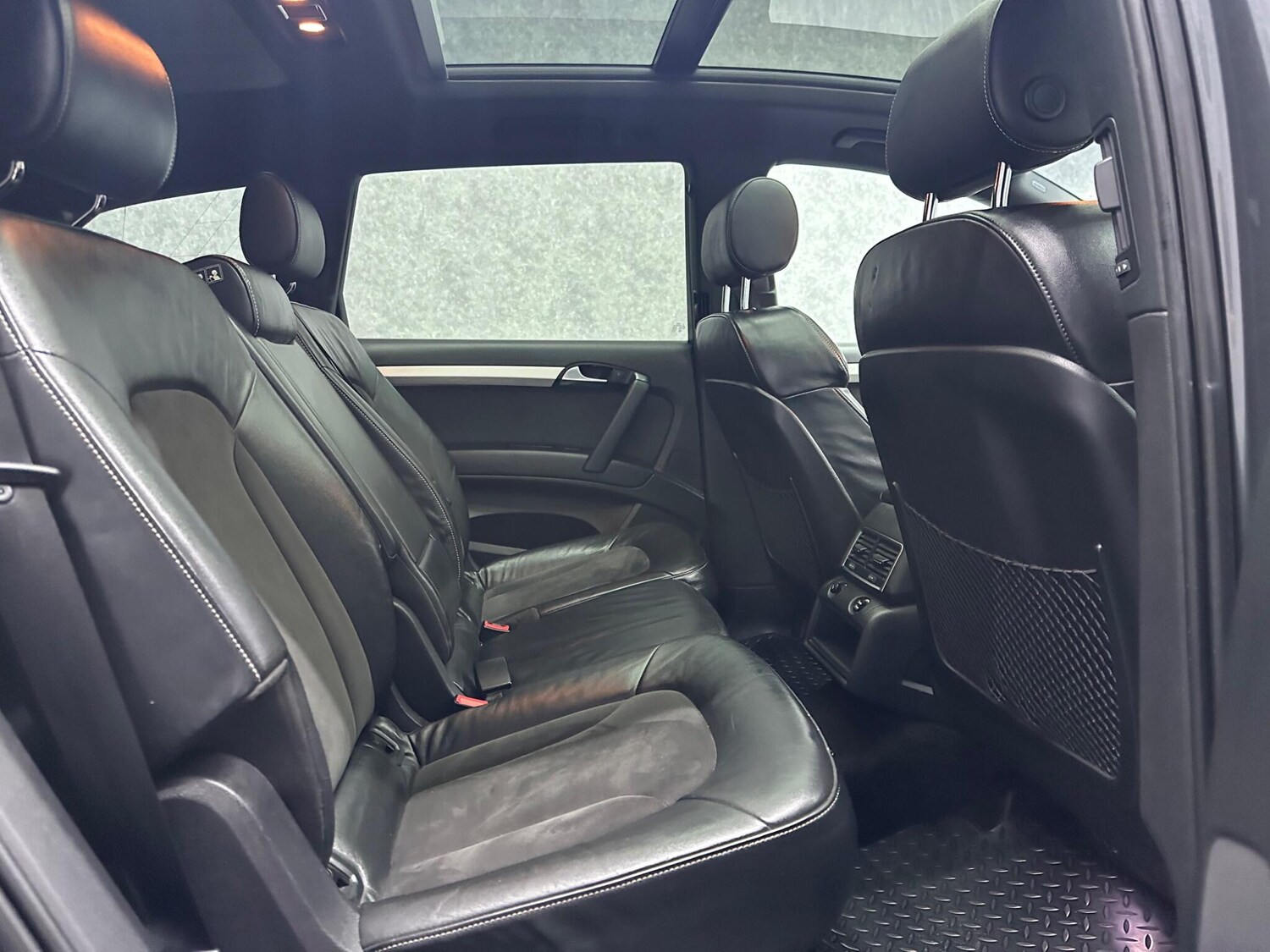 Used Audi Q7 2010 for sale - 78058905: Photo 11