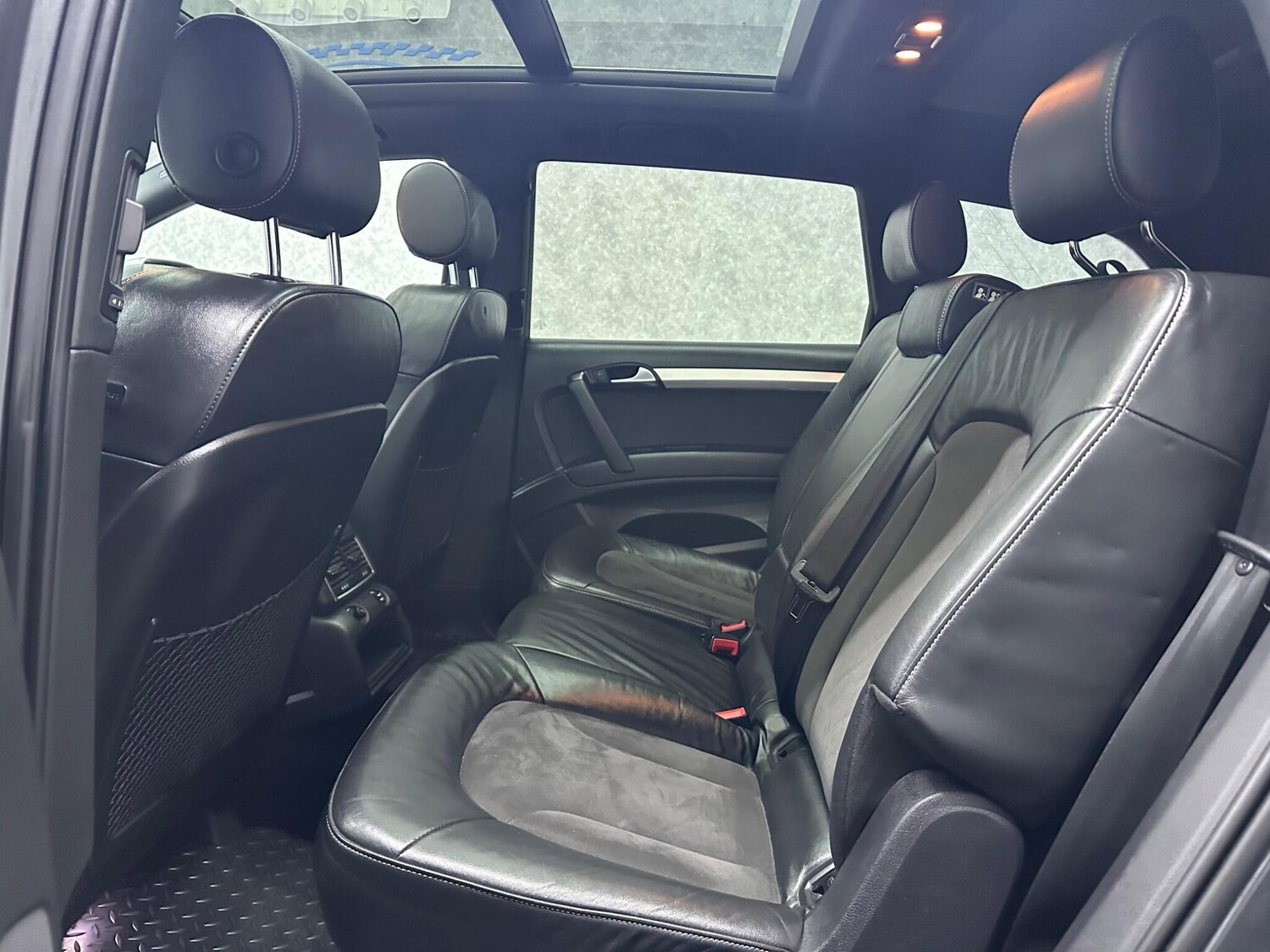 Used Audi Q7 2010 for sale - 78058905: Photo 12