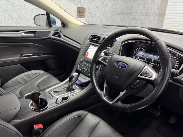 Used Ford Mondeo 2018 for sale - 75174016: Photo 2