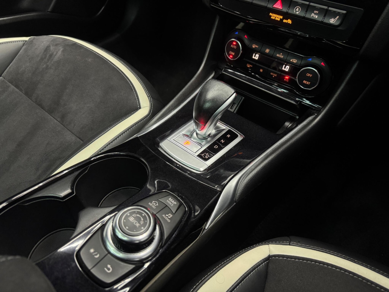 Used Infiniti Q30 2017 for sale - 77255013: Photo 18