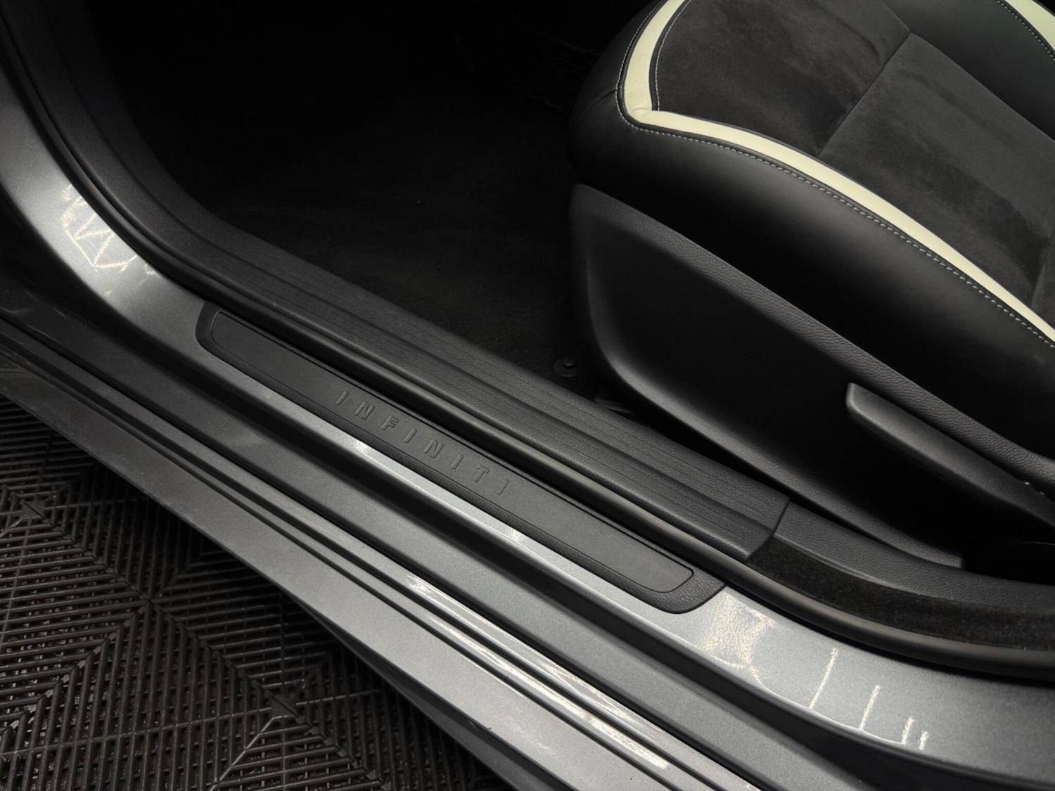 Used Infiniti Q30 2017 for sale - 77255013: Photo 23