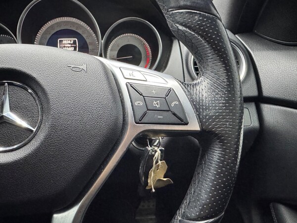 Used Mercedes-Benz C-Class 2012 for sale - 74337397: Photo 29