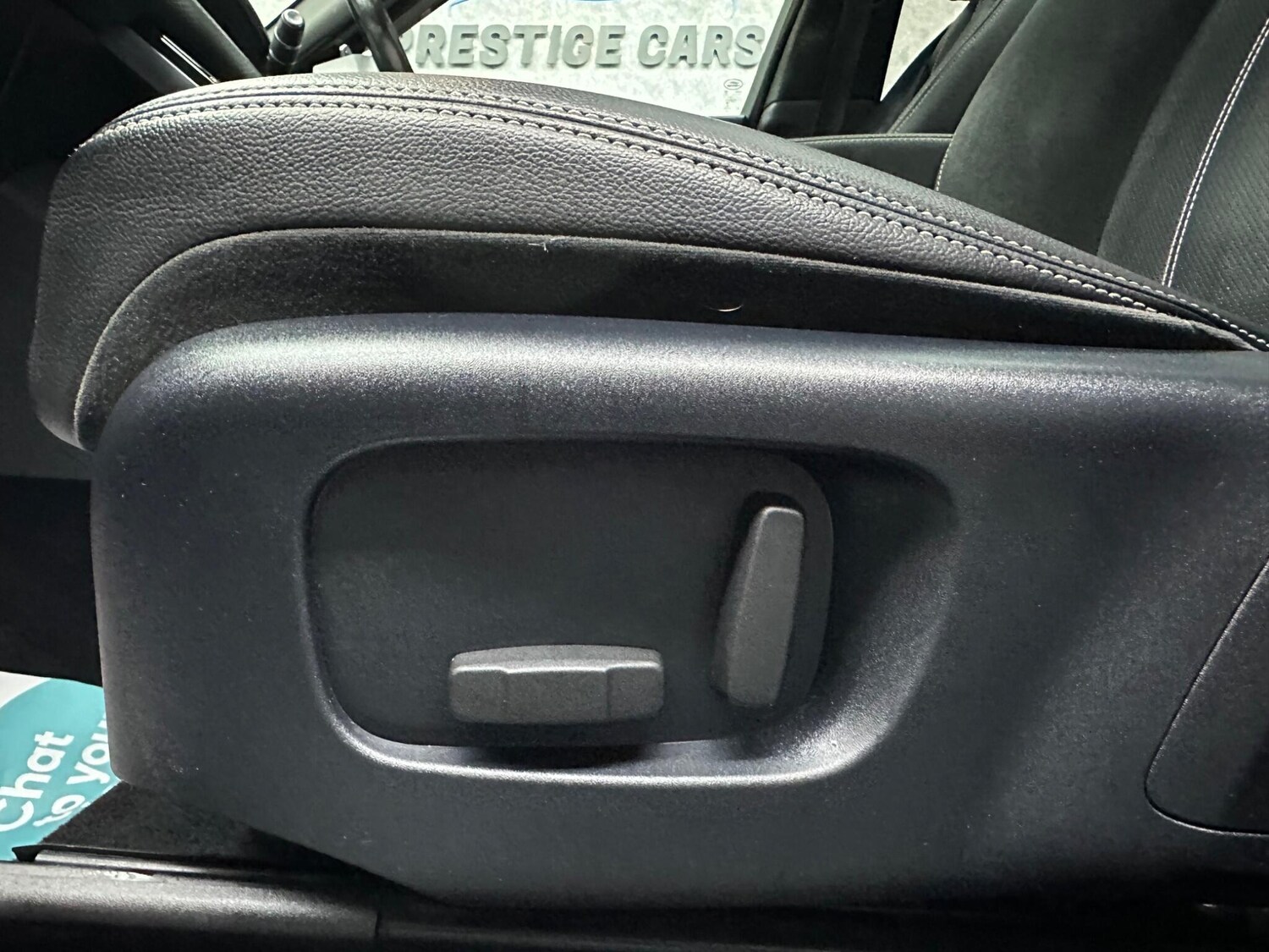 Used Land Rover Range Rover Velar for sale - 77823606: Photo 33