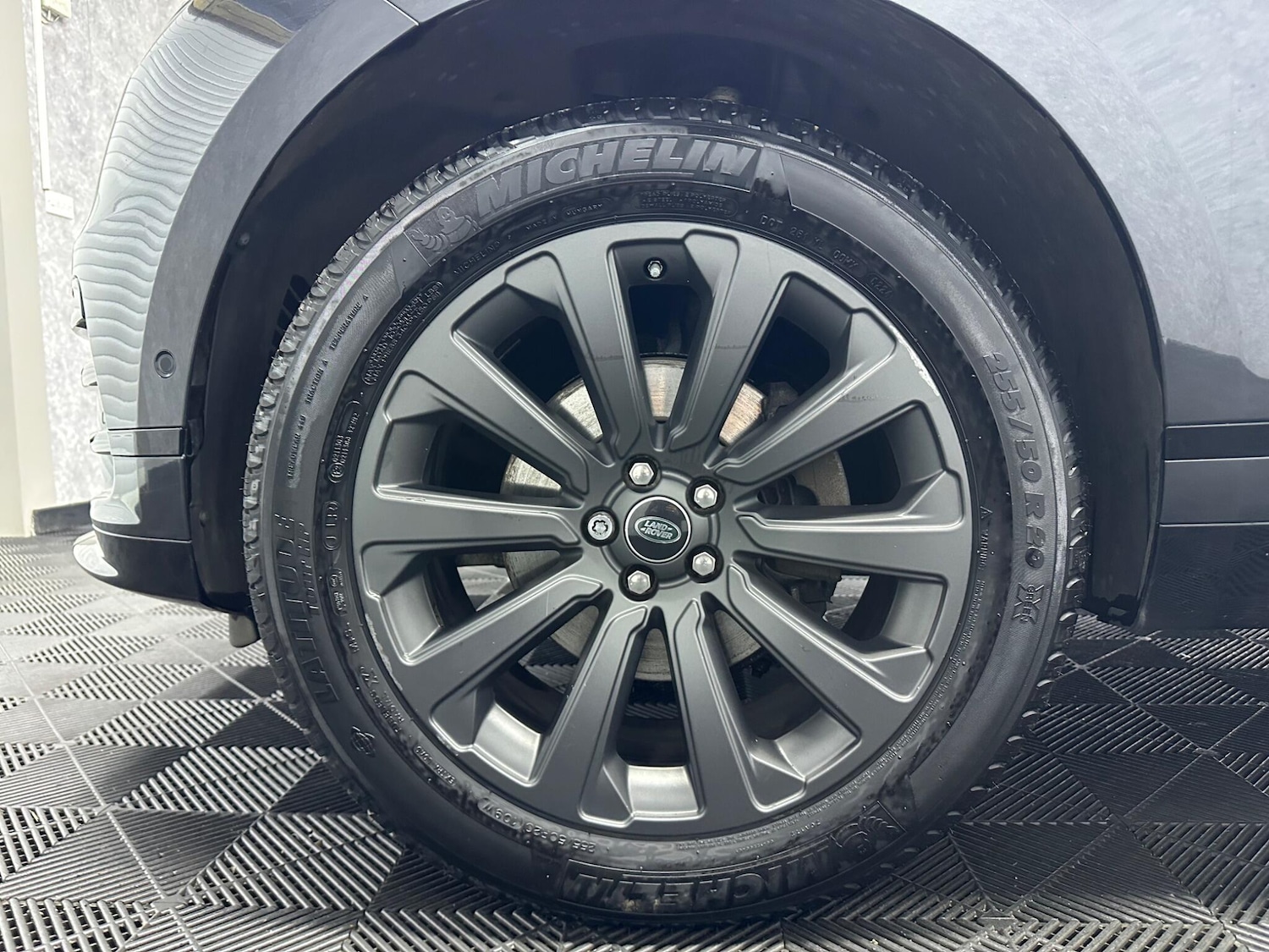 Used Land Rover Range Rover Velar for sale - 77823606: Photo 35