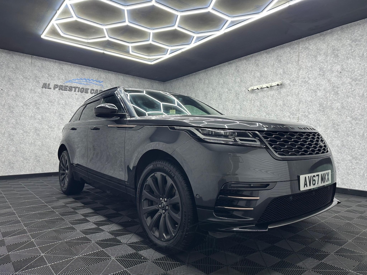Used Land Rover Range Rover Velar for sale - 77823606: Photo 7