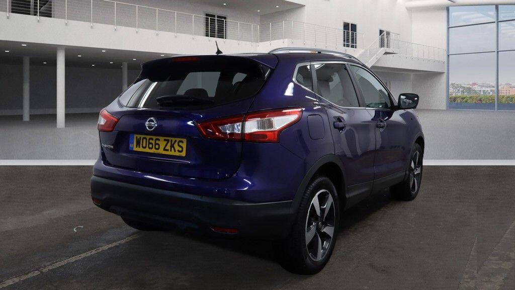 Used Nissan Qashqai 2017 for sale - 77645826: Photo 4
