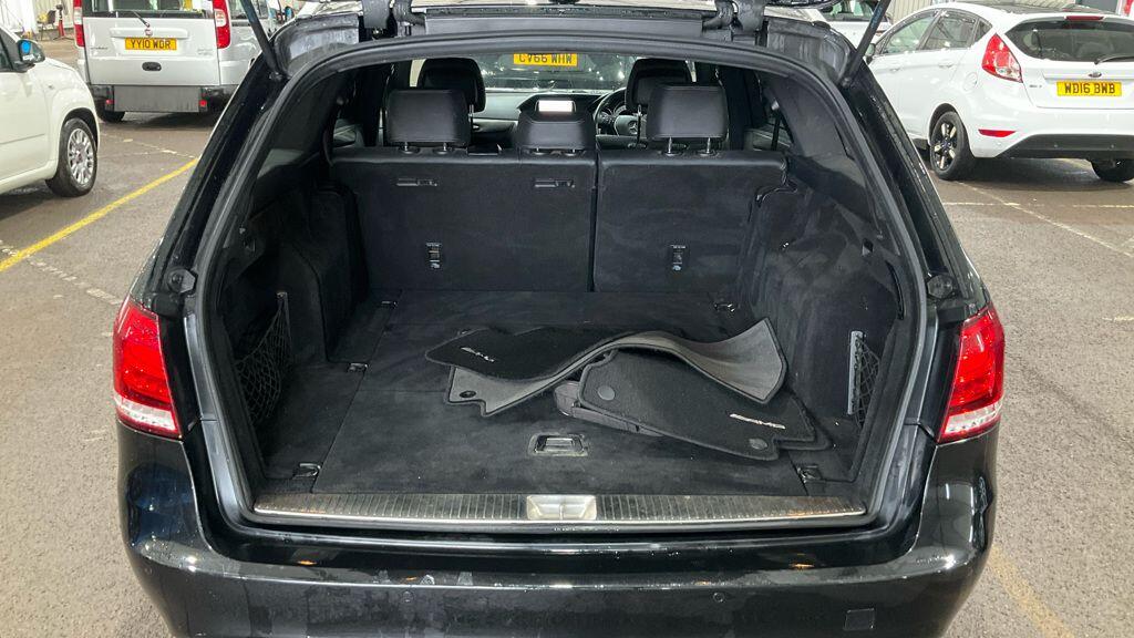 Used Mercedes-Benz E Class 2014 for sale - 77314668: Photo 11