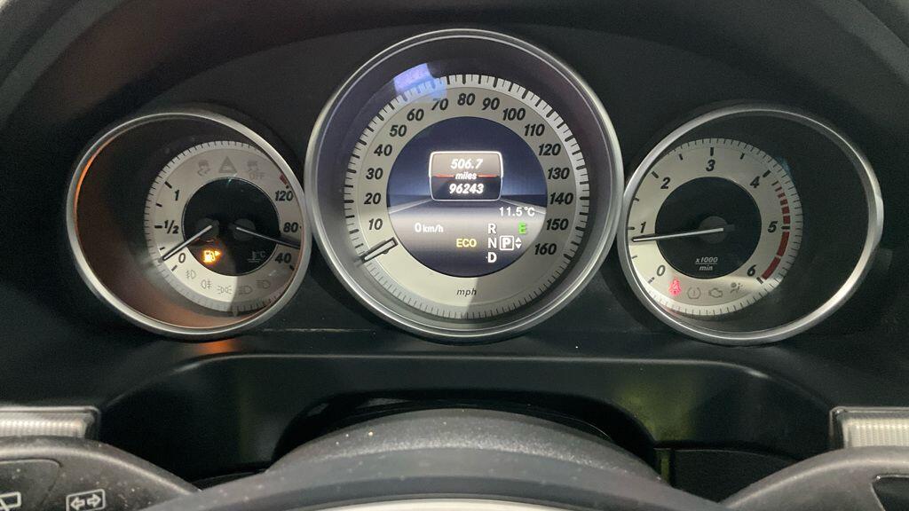 Used Mercedes-Benz E Class 2014 for sale - 77314668: Photo 4