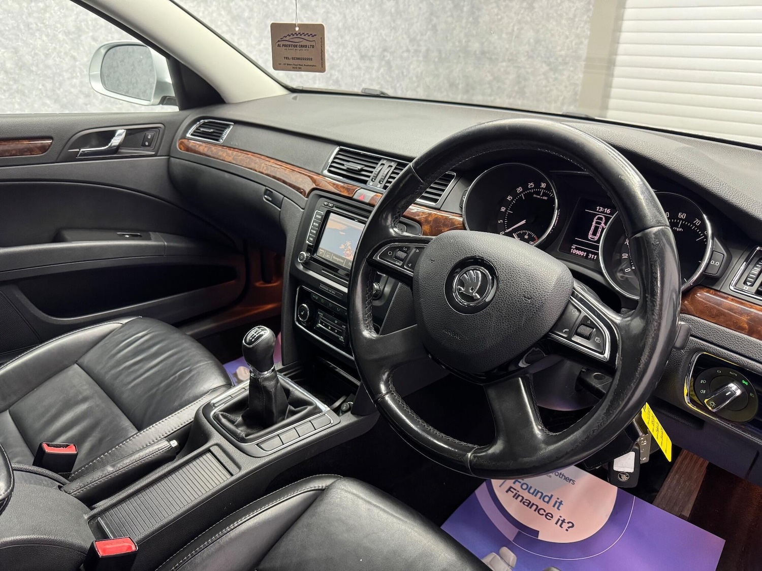 Used Skoda Superb 2014 for sale - 76189381: Photo 2