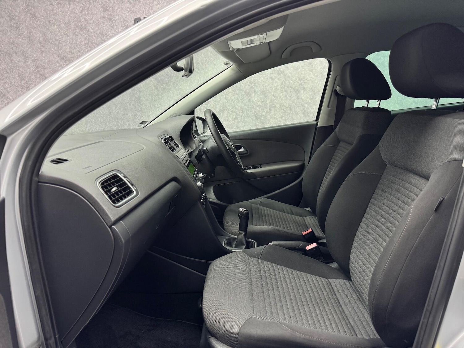 Used Volkswagen Polo 2012 for sale - 77510557: Photo 3