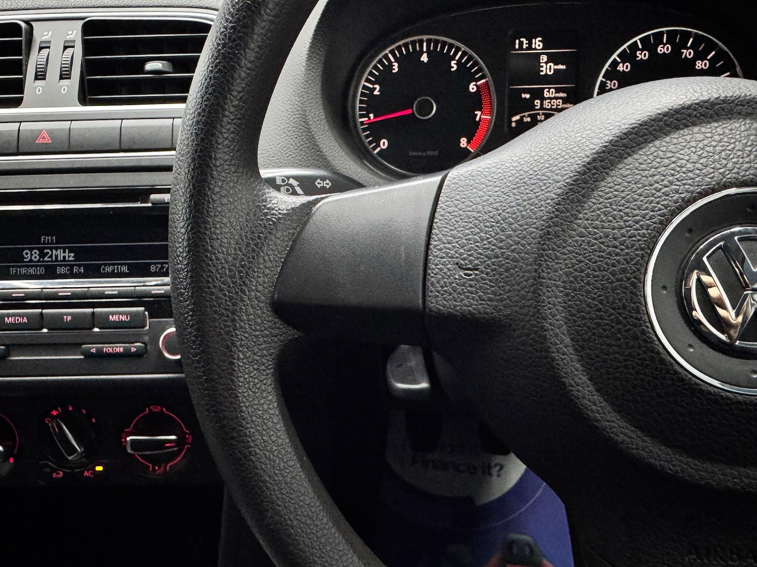 Used Volkswagen Polo 2012 for sale - 77510557: Photo 8