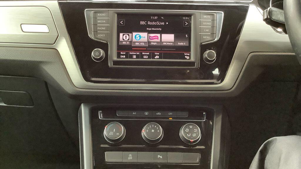 Used Volkswagen Touran 2016 for sale - 76886577: Photo 9