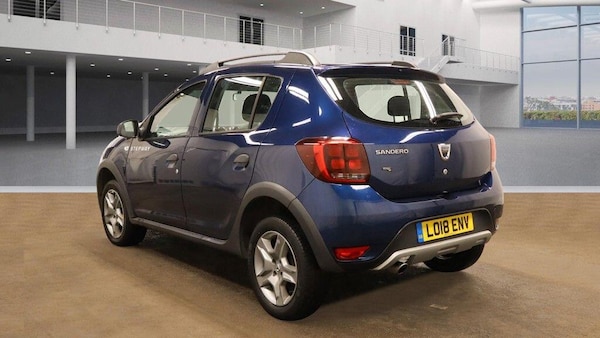 Used Dacia Sandero Stepway 2018 for sale - 76200927: Photo 6