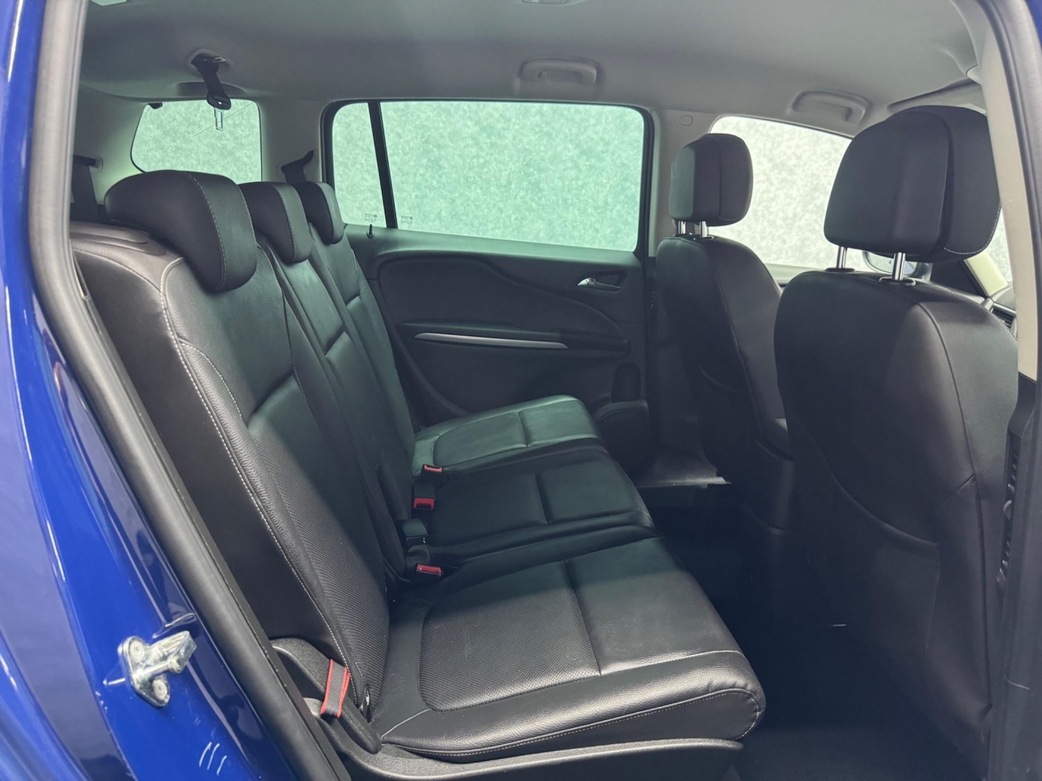 Used Vauxhall Zafira Tourer 2018 for sale - 76190058: Photo 4