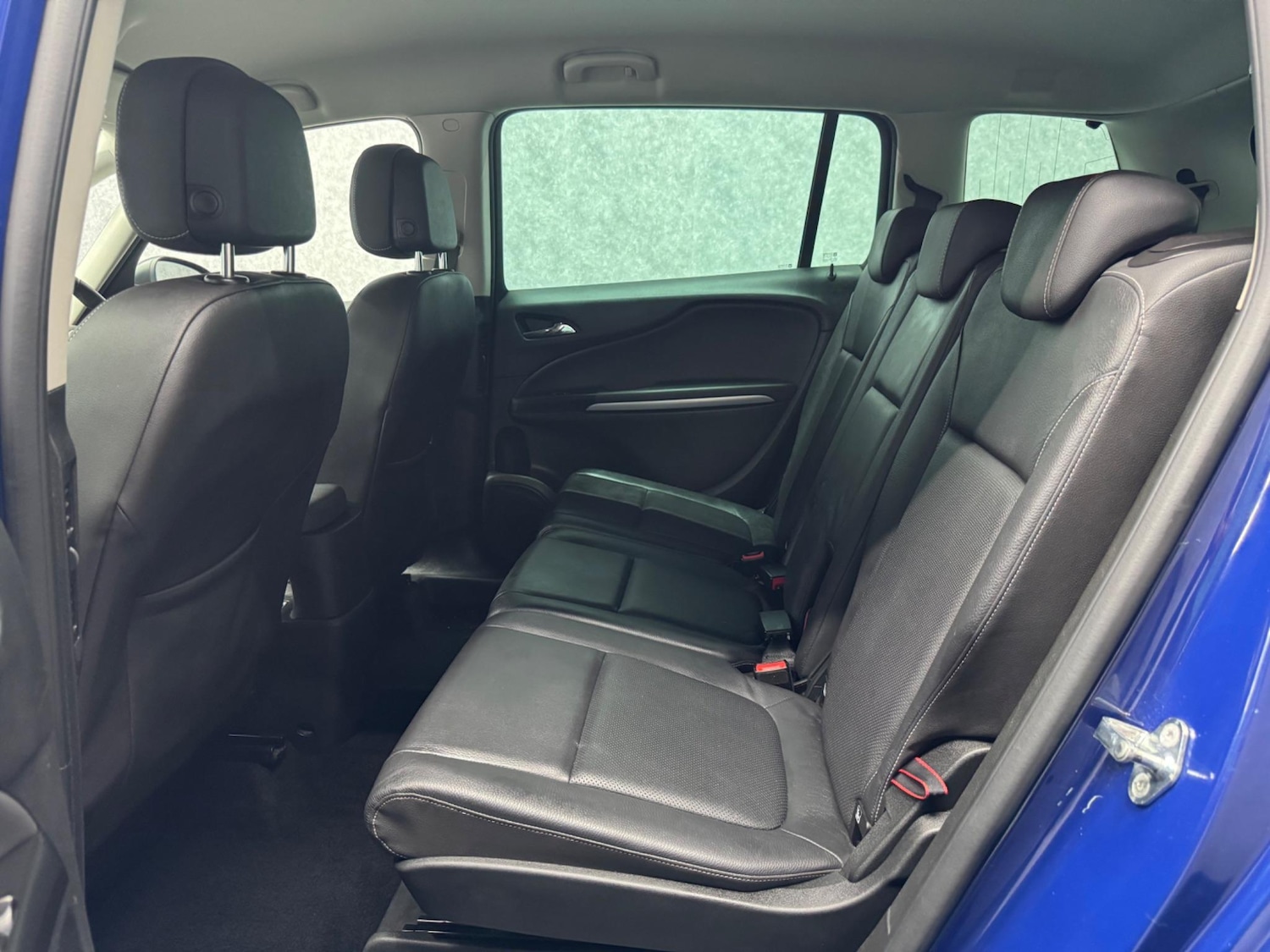 Used Vauxhall Zafira Tourer 2018 for sale - 76190058: Photo 5