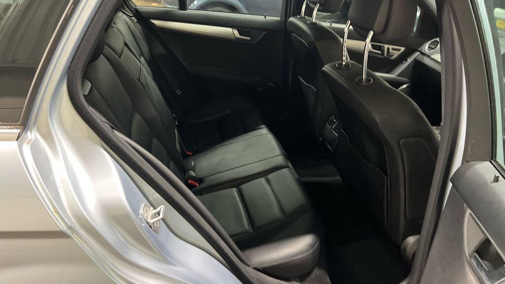 Used Mercedes-Benz C Class 2012 for sale - 77320962: Photo 3