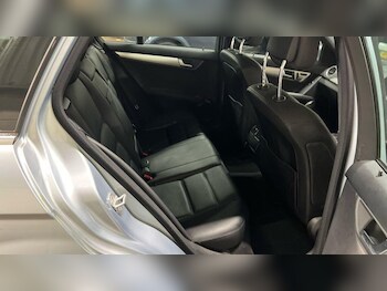 Used Mercedes-Benz C Class 2012 for sale - 77320962: Photo