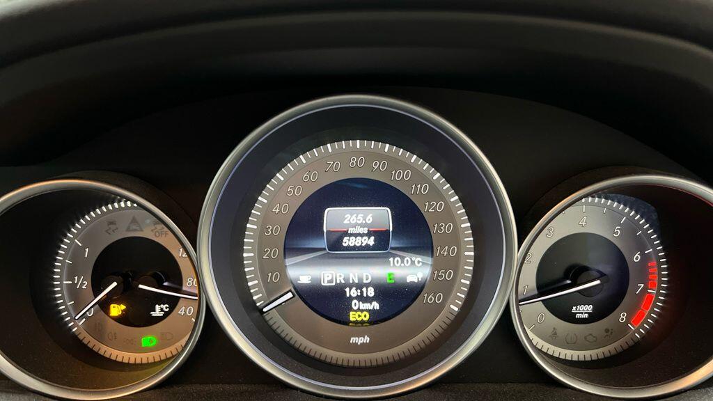 Used Mercedes-Benz C Class 2012 for sale - 77320962: Photo 4