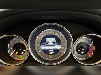 Used Mercedes-Benz C Class 2012 for sale - 77320962: Photo