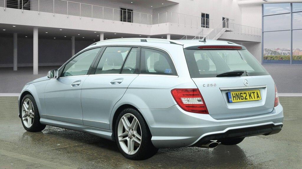 Used Mercedes-Benz C Class 2012 for sale - 77320962: Photo 8